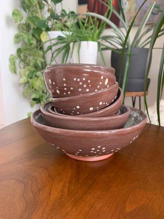 Brown bowls with dots set of 6